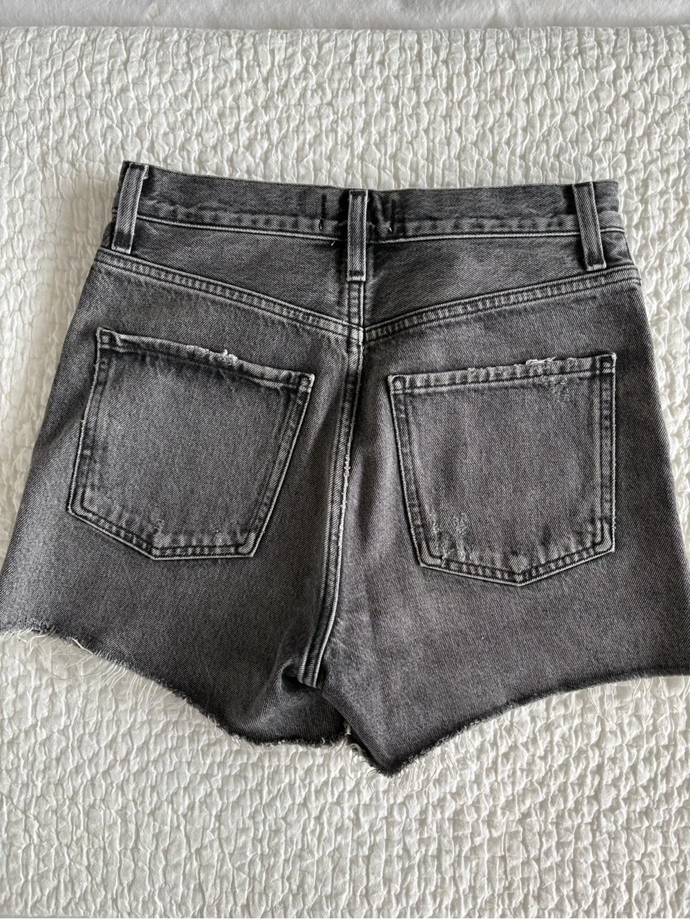 Agolde- Dee Shorts. Washed Black High-Rise Denim Shorts- New - Picture 3 of 3